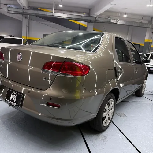 Fiat Sienna 2013 Marrón Caracas