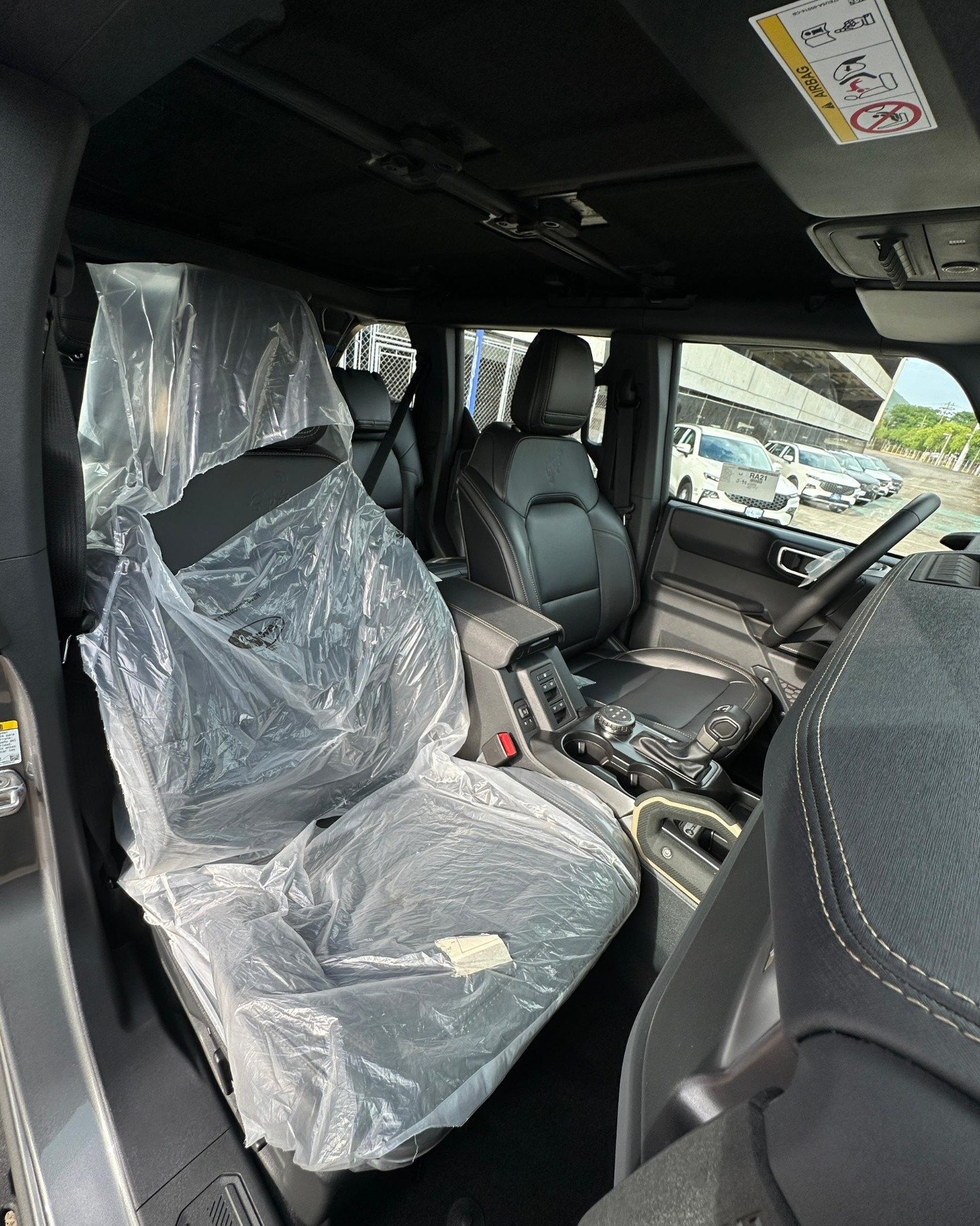 Ford Bronco Badlands 2025 0 km Gris
