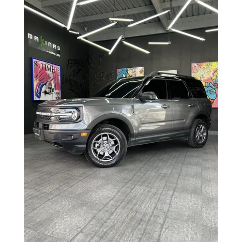 Ford Bronco 2023 Gris Caracas