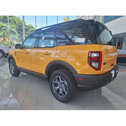 Ford Bronco Wildtrak Sport 2023 Amarillo Maracay