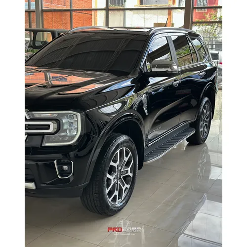 Ford Everest Titanium 2025 Negro Caracas