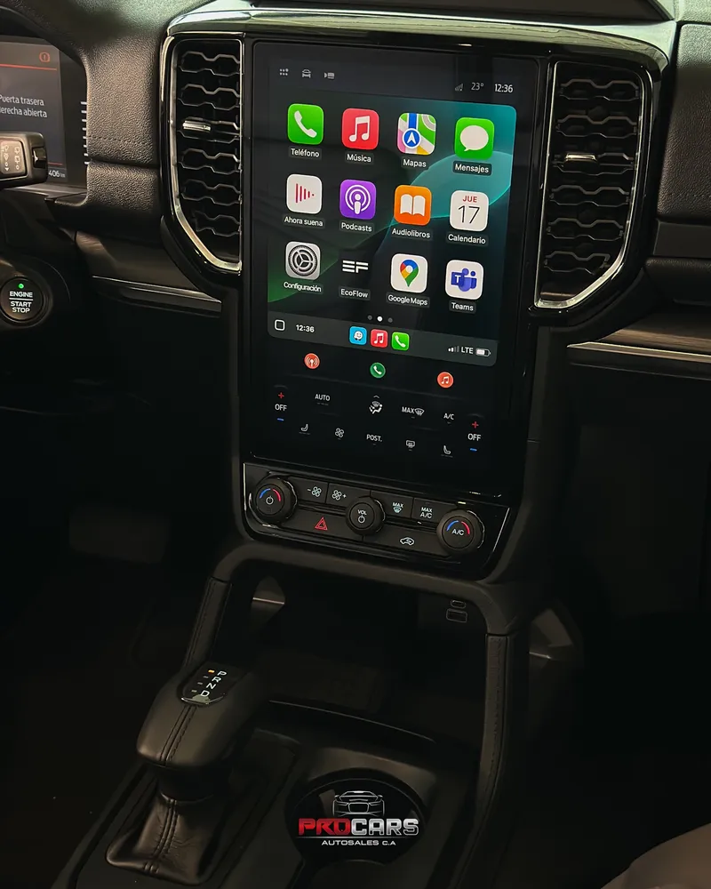 Ford Everest Titanium 2025 Negro Caracas