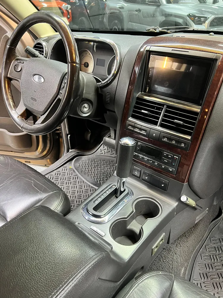 Ford Explorer 2010 Gris Caracas