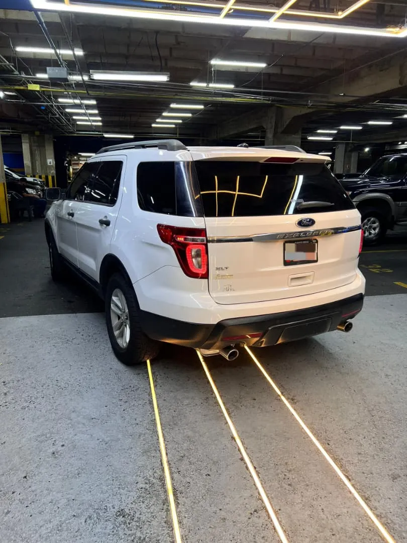 Ford Explorer XLT 2013 Blanco Caracas