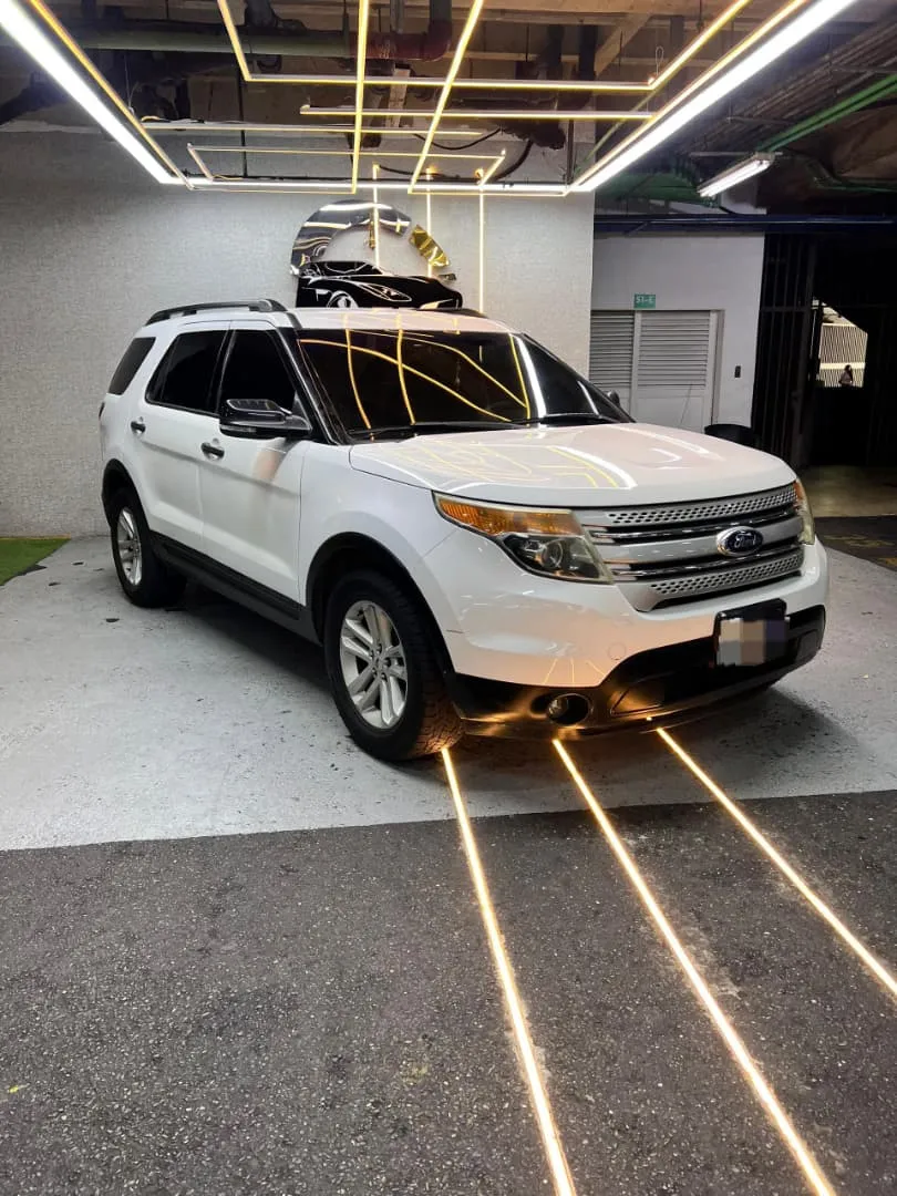 Ford Explorer XLT 2013 Blanco Caracas