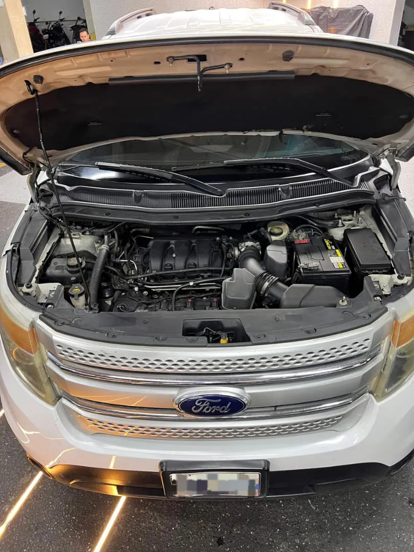 Ford Explorer 2013 Xlt 4x2 blanco2