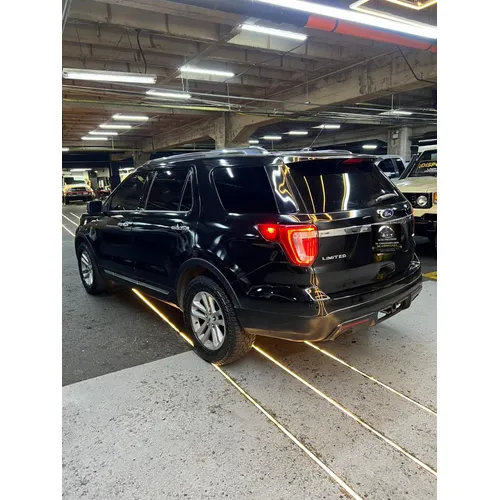 Ford Explorer Limited 2016 Negro Caracas