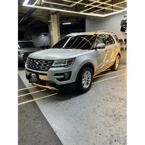 Ford Explorer Limited 2016 Plateado Caracas