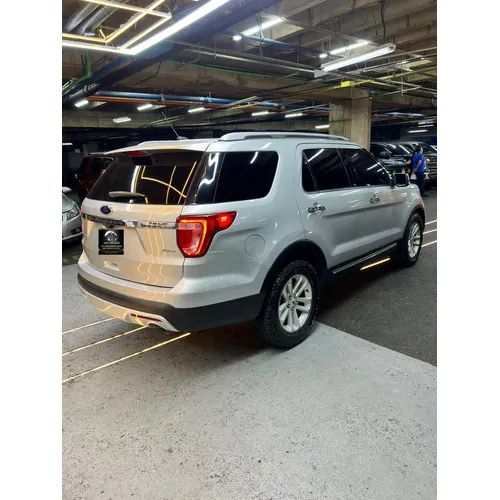 Ford Explorer Limited 2016 Plateado Caracas