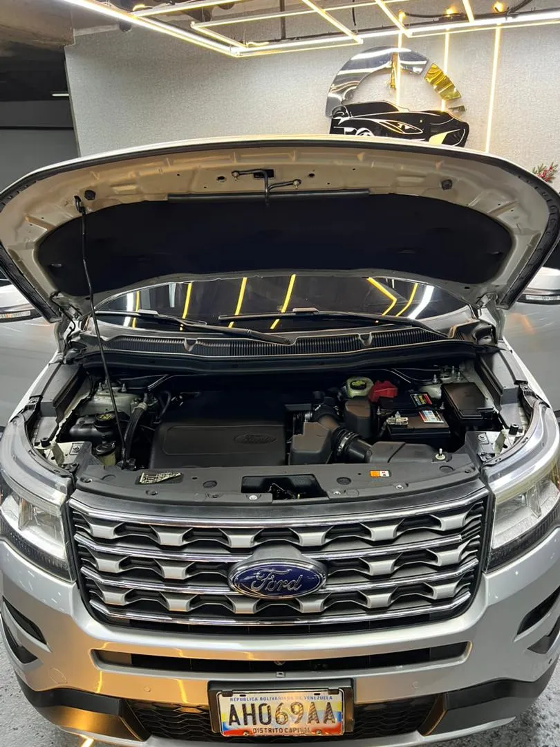 Ford Explorer 2016 Limited 4x4 plata12