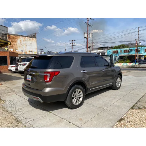 Ford Explorer Limited 2016 Gris Valencia