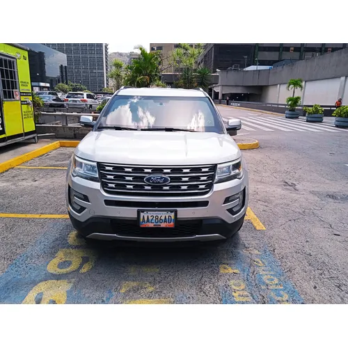 Ford Explorer Limited 2016 Plateado Caracas
