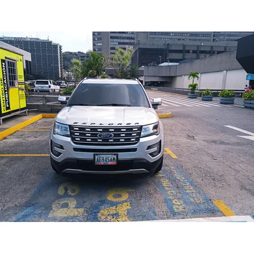 Ford Explorer Limited 2016 Plateado Caracas