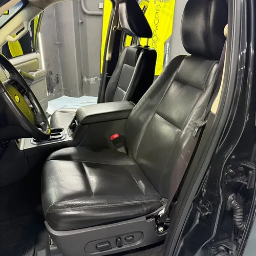 Ford Explorer Limited 2010 Negro Caracas