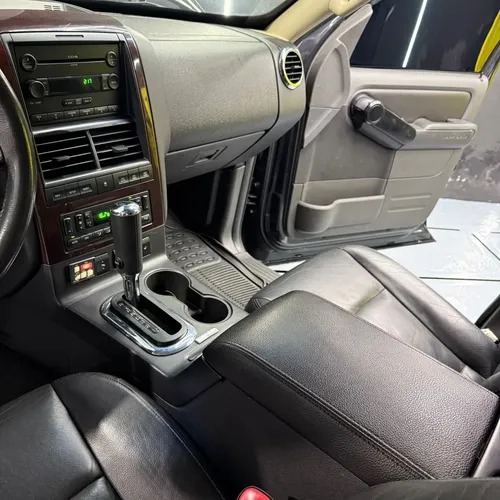 Ford Explorer Limited 2010 Negro Caracas