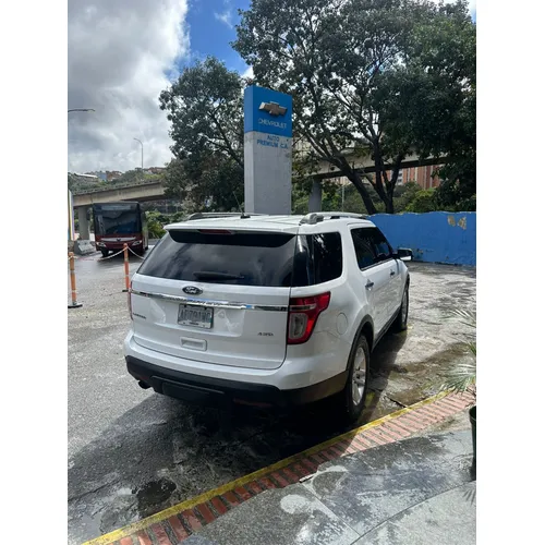 Ford Explorer Limited 2013 Blanco Caracas