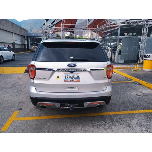 Ford Explorer Limited 2016 Plateado Caracas