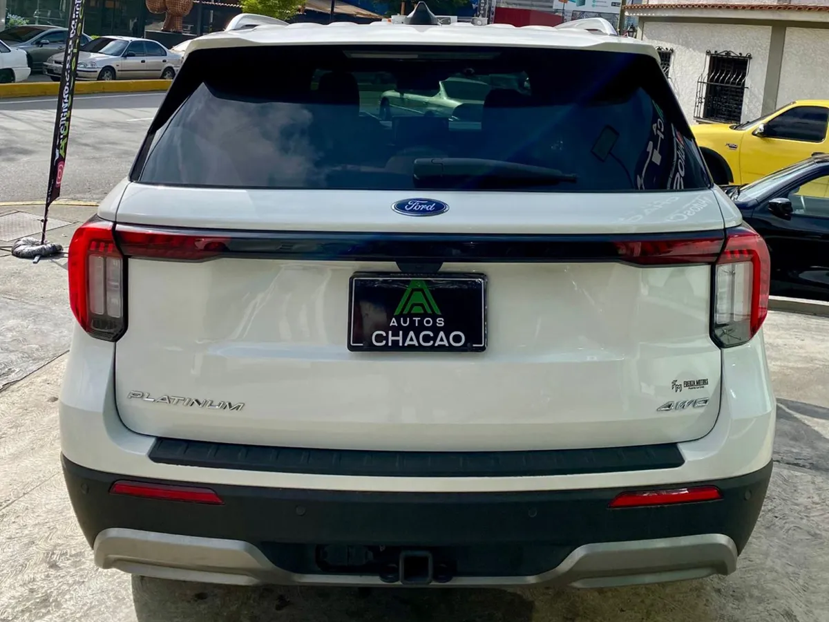 Toyota Explorer Platinum 2025 Blanco Caracas