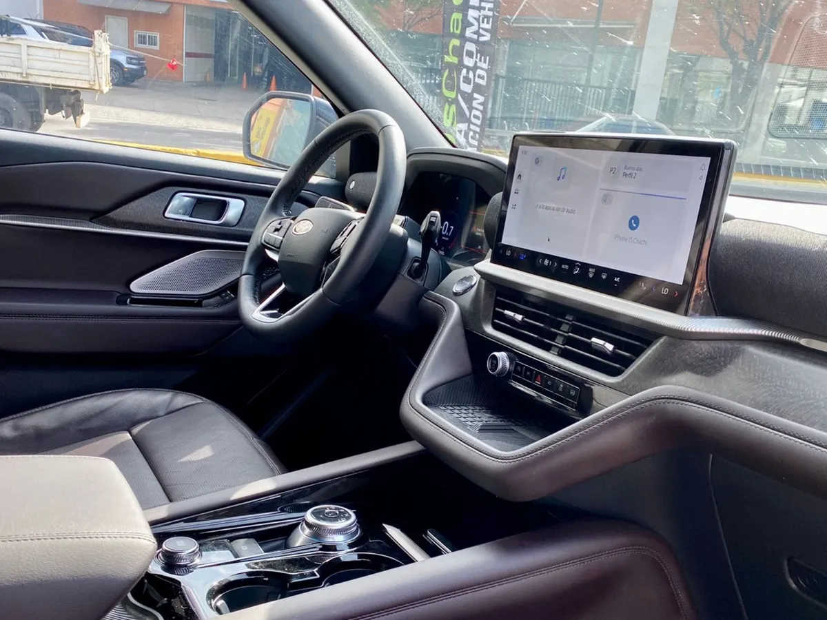 Toyota Explorer Platinum 2025 Blanco Caracas