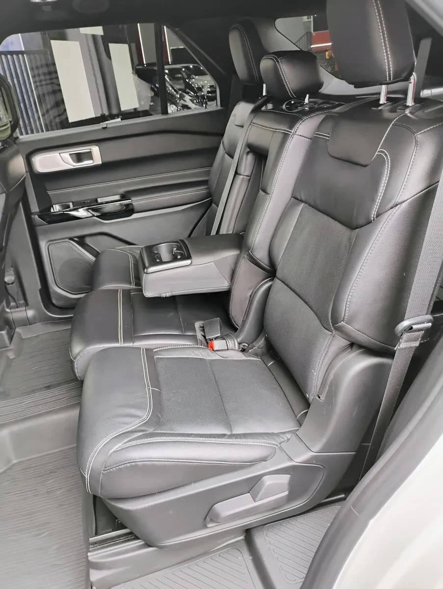 Ford Explorer ST 2023 Blanco
