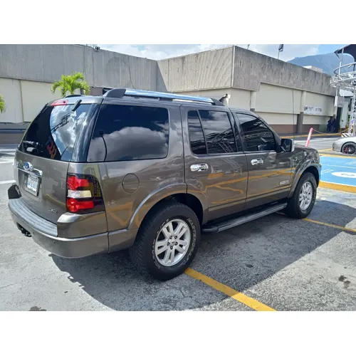 Ford Explorer 2011 Gris Caracas