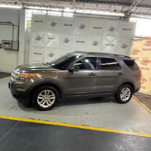 Ford Explorer XLT 2012 Gris Caracas