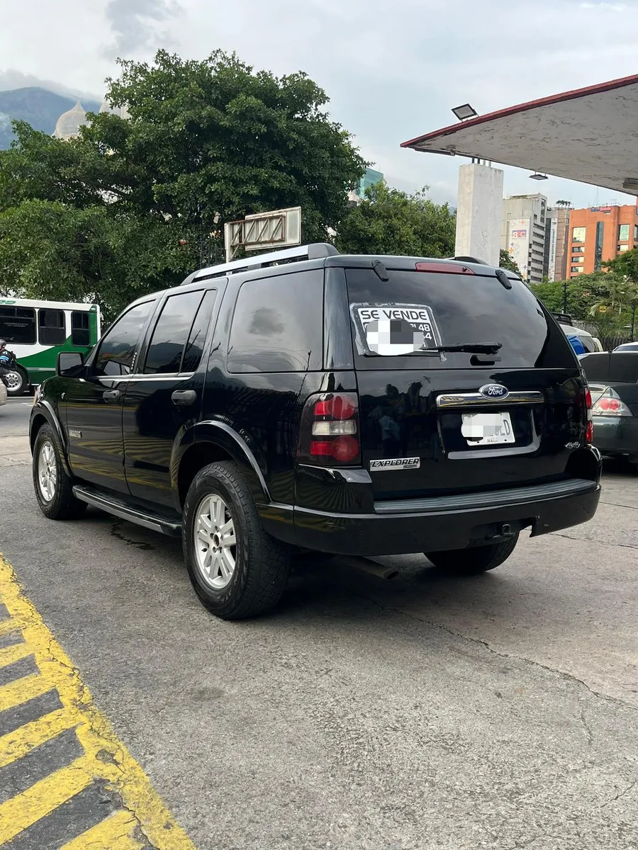 Ford Explorer Limited 2011 Negro Caracas