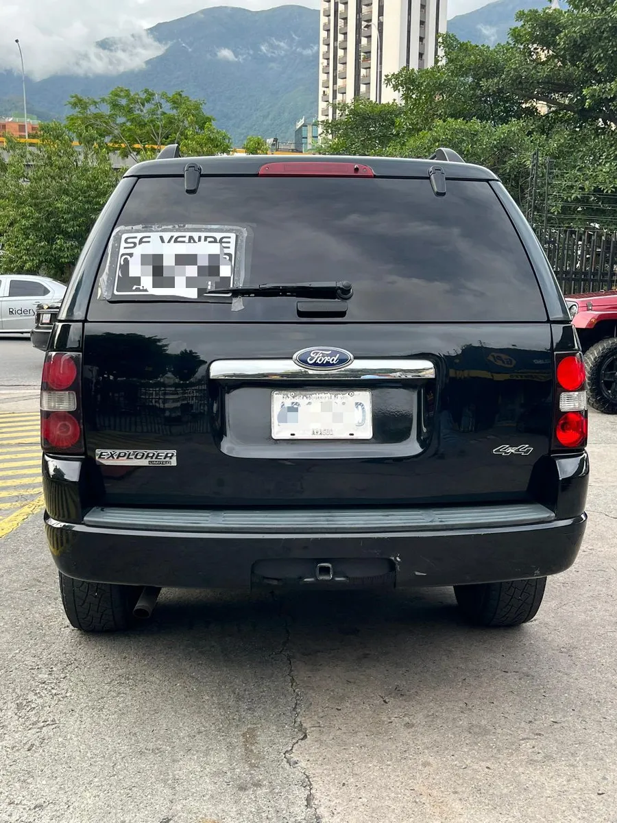 Ford Explorer Limited 2011 Negro Caracas