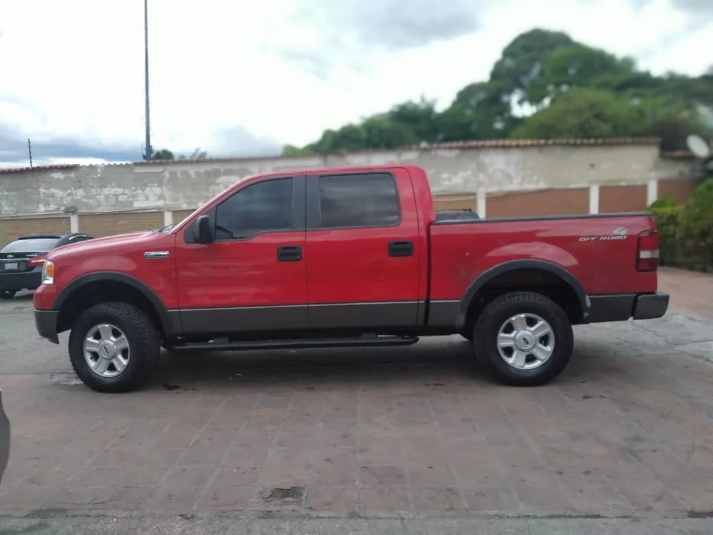 Ford F-150 4x4 Automática 2005 Rojo