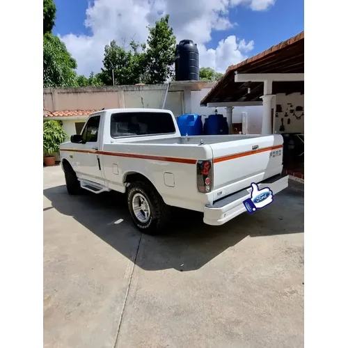 Ford F-150 1992 Blanco Caracas