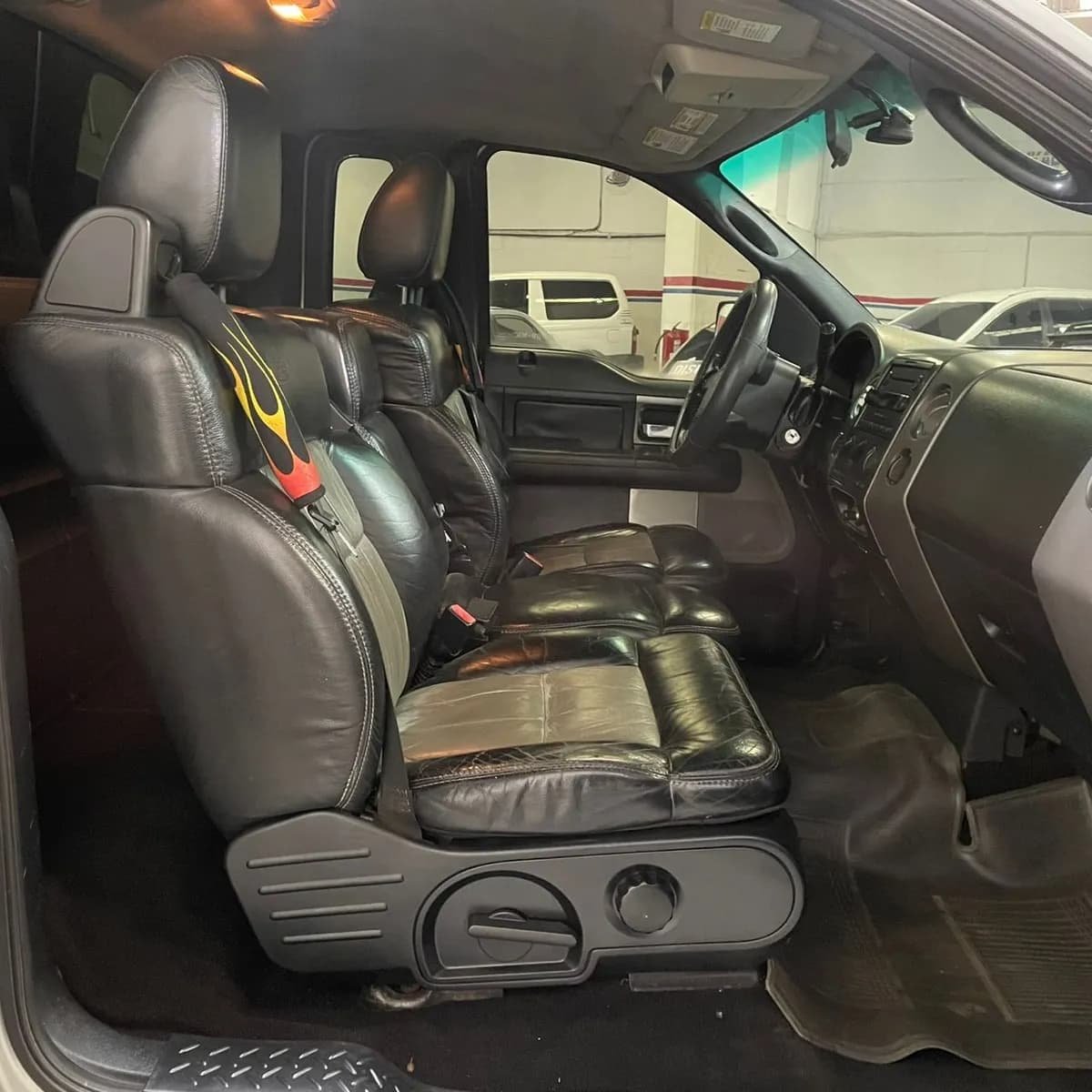 Ford F-150 Año 2006 Plateado