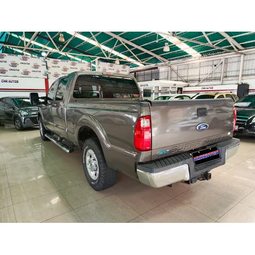 Ford F-250 2011 Gris Caracas