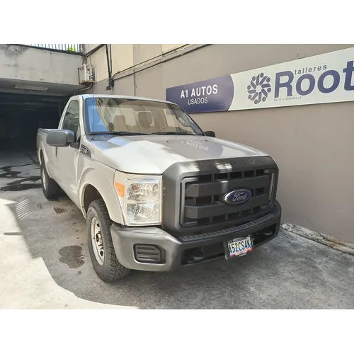 Ford F-250 XL 2013 Plateado Caracas