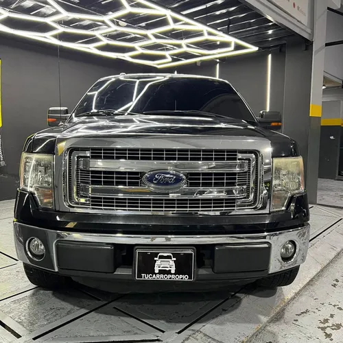 Ford F150 XLT 2014 Negro Caracas