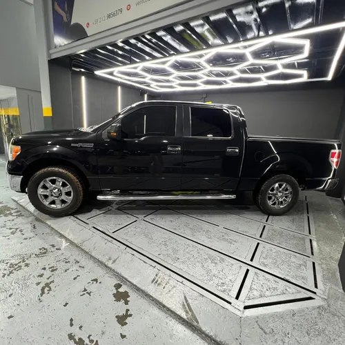 Ford F150 XLT 2014 Negro Caracas