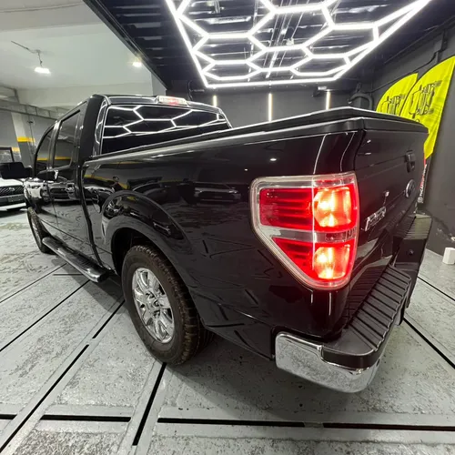 Ford F150 XLT 2014 Negro Caracas
