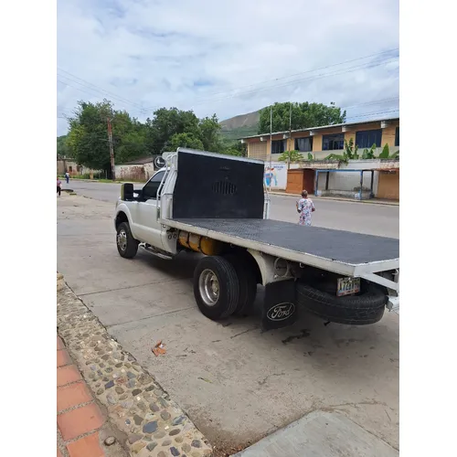 Ford F-350 Superduty 2012 Blanco Maracay