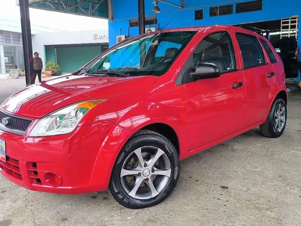 Ford Fiesta Max 2009 Rojo