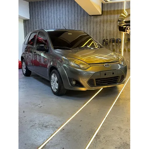 Ford Fiesta 2011 Gris Caracas