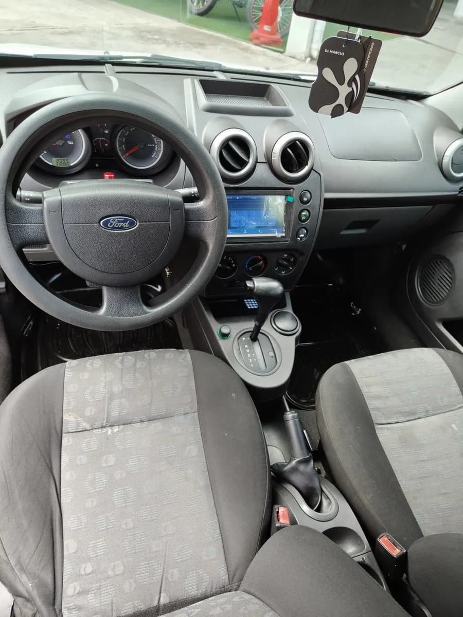 Ford Fiesta Move 2012 Automatico Blanco
