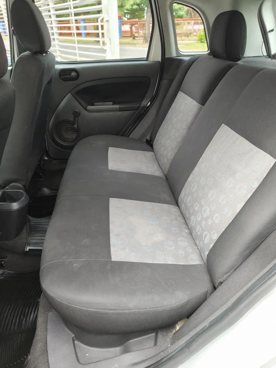 Ford Fiesta Move 2012 Automatico Blanco