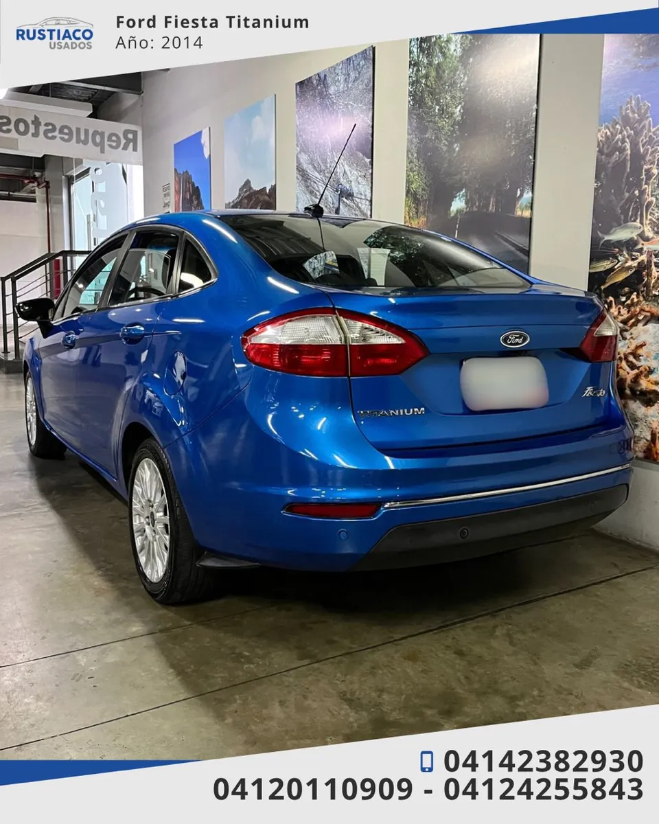 Ford Fiesta Titanium 2014 Azul Caracas