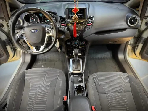 Ford Fiesta Titanium 2018 Plateado Caracas