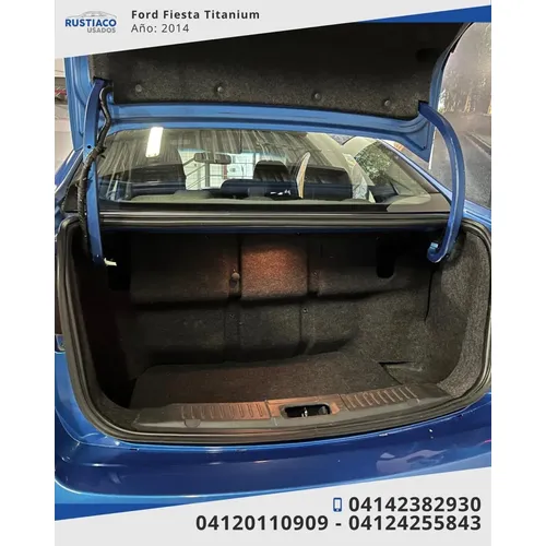 Ford Fiesta Titanium 2014 Azul Caracas