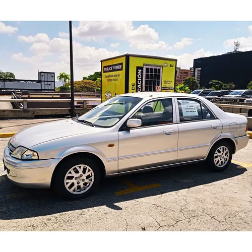 Ford LASER 2001 Plateado Caracas