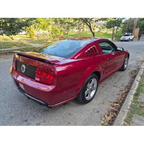Ford Mustang 2008 Rojo Caracas