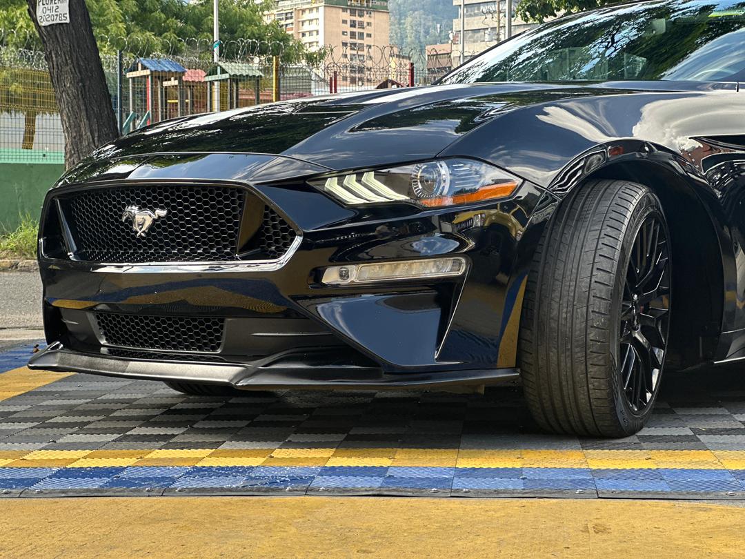Ford Mustang GT 2018 Negro Caracas