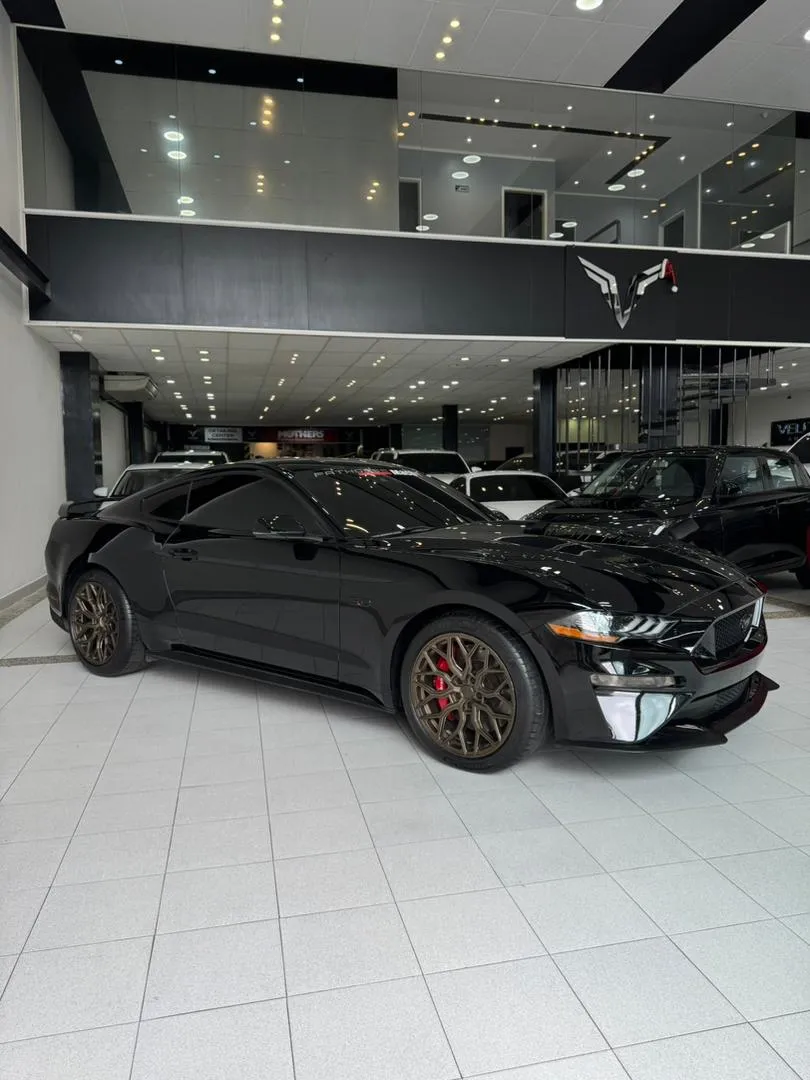 Ford Mustang GT 2021 Negro Caracas