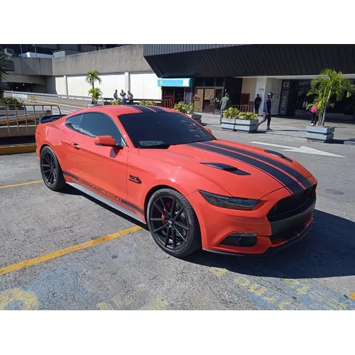 Ford Mustang GT 2016 Naranja Caracas