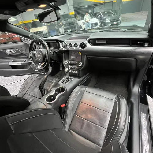 Ford Mustang GT 2018 Negro Caracas